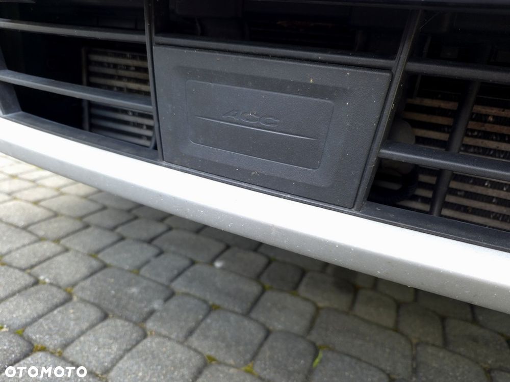 Ford Kuga 2.0 TDCi AWD Titanium - 32