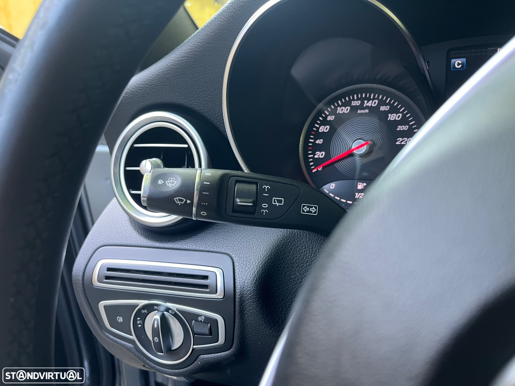 Mercedes-Benz C 220 d AMG Line - 33
