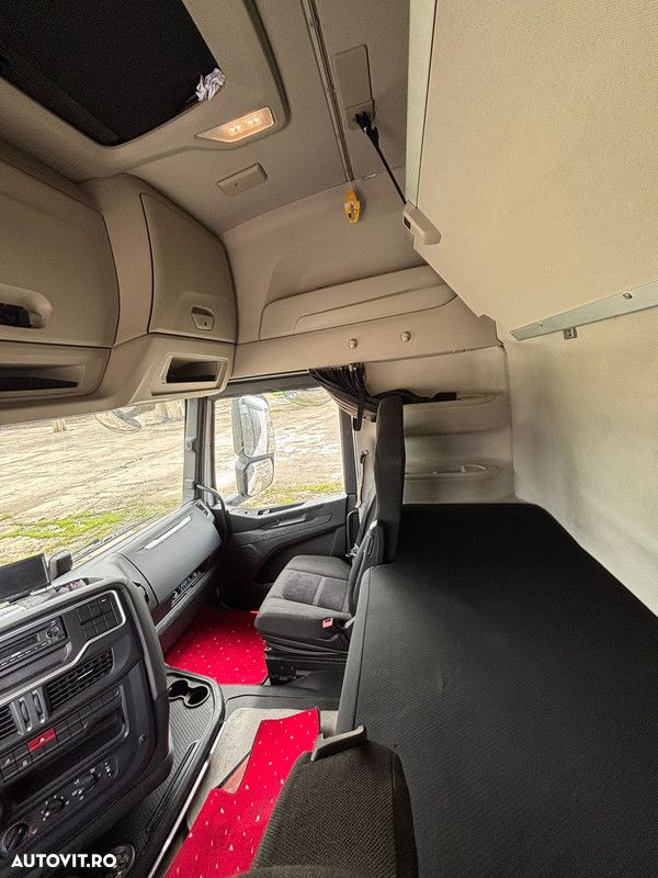 Iveco S-WAY - 19