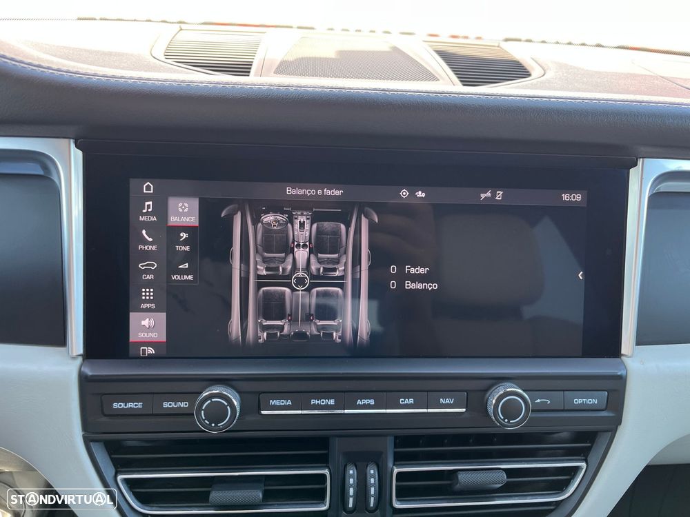 Porsche Macan 2.0T - 47