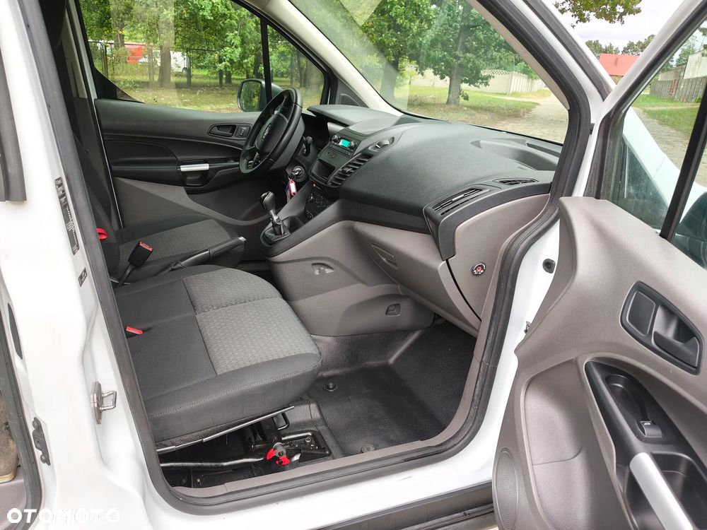 Ford Transit Connect - 20