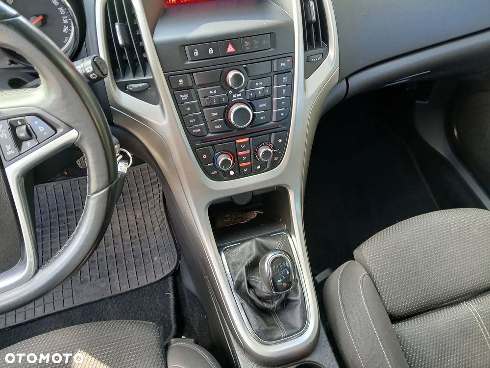 Opel Astra 1.4 ecoFLEX - 15