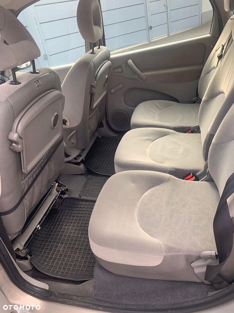 Citroën Xsara Picasso 1.6 HDI Style - 10