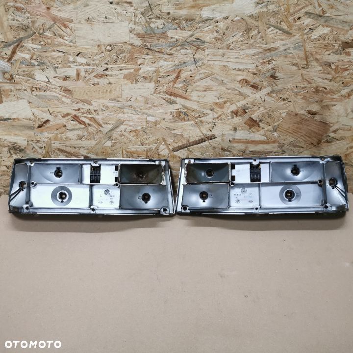 BMW E24 635CSI EUROPA WKŁAD LAMPY LEWY/PRAWY NR. 51231859731OEM - 1
