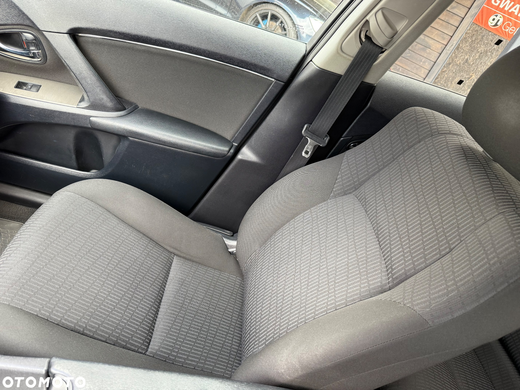 Toyota Avensis 1.8 Sol NAVI - 15