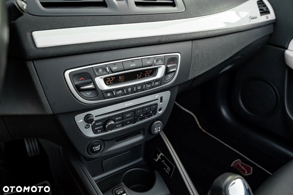 Renault Megane 2.0 140 CVT Floride Collection 2013 - 36