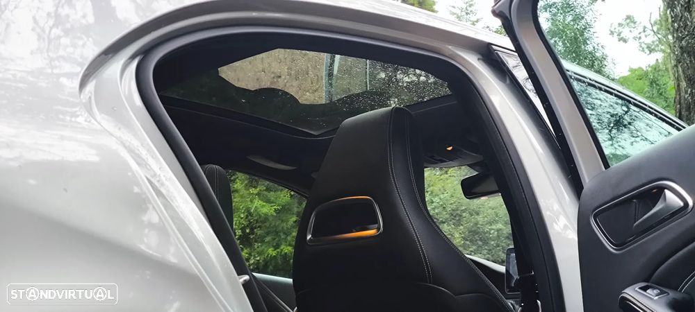 Mercedes-Benz A 180 (BlueEFFICIENCY) - 11