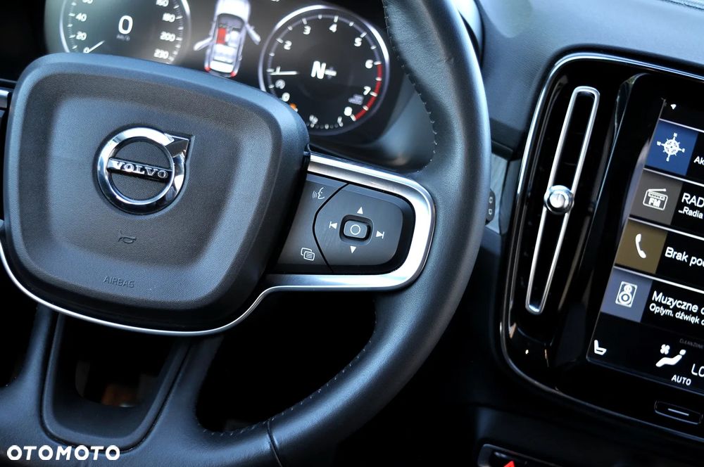 Volvo XC 40 T3 Inscription - 29