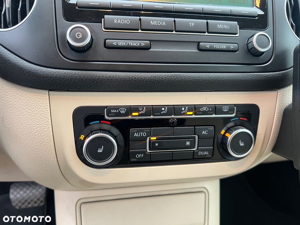 Volkswagen Golf Plus 1.4 TSI DSG Highline - 21