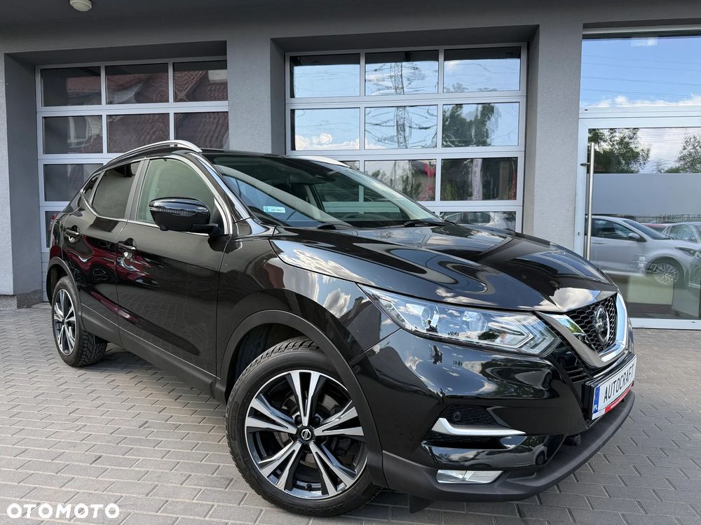 Nissan Qashqai 1.3 DIG-T N-Connecta DCT - 27