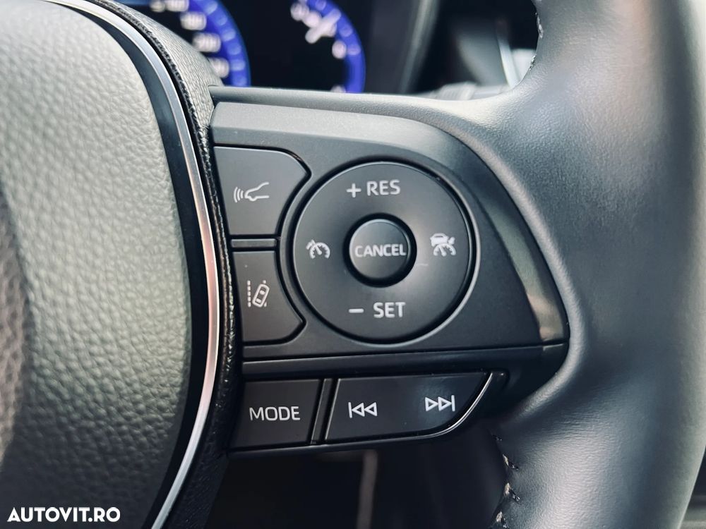 Toyota Corolla 1.8 HSD Active - 16