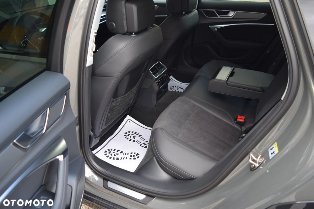 Audi A6 Allroad - 36