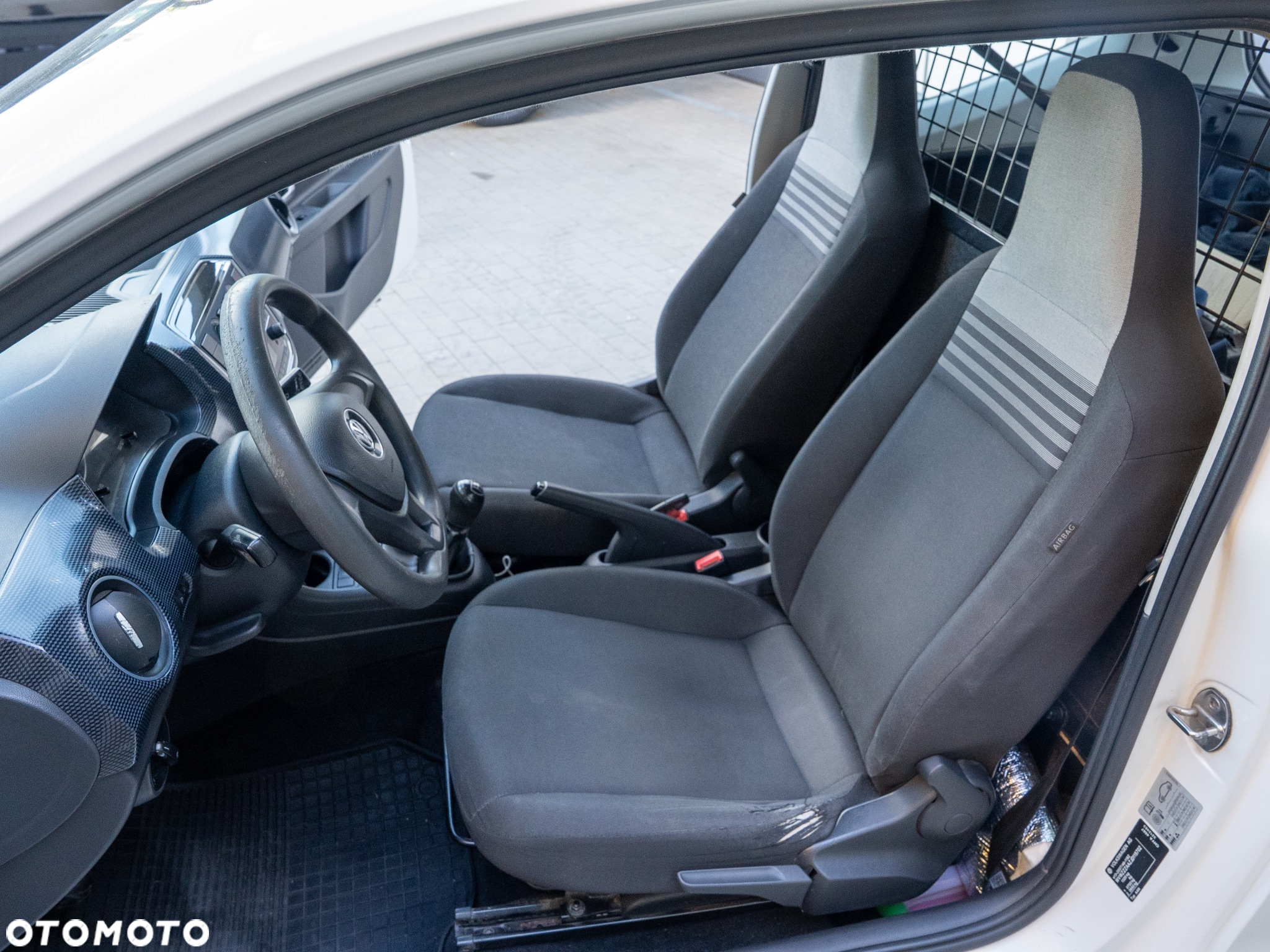 Volkswagen up! 1.0 move - 11