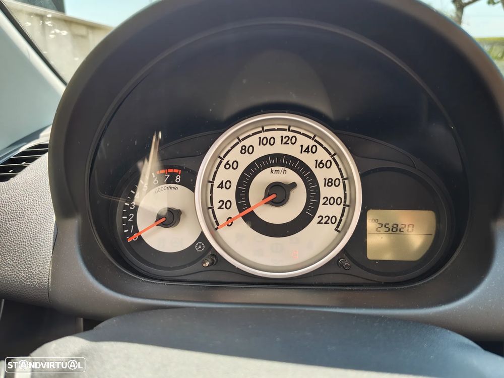 Mazda 2 1.3 MZR Exclusive - 8