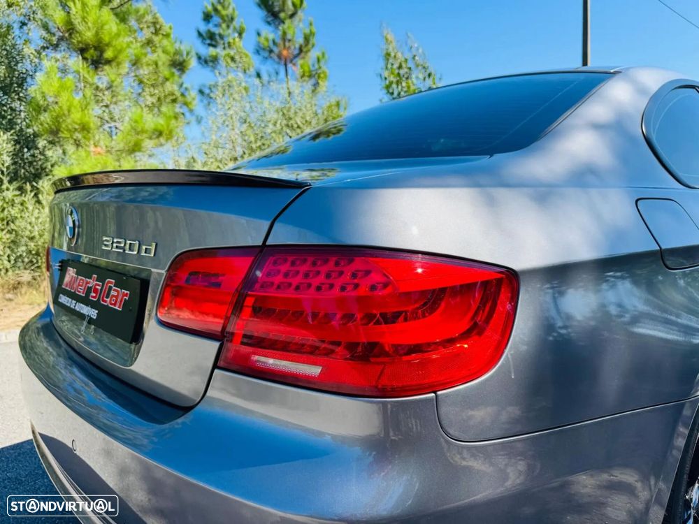 BMW 320 d Coupe - 16