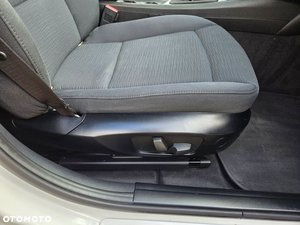 BMW Seria 1 118i Edition Lifestyle - 23