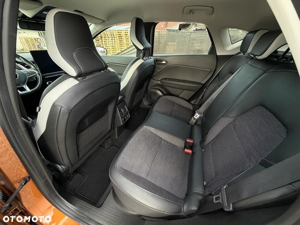 Renault Captur TCe 155 EDC GPF INTENS - 22
