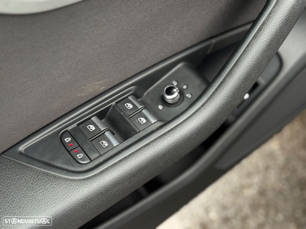 Audi A4 Avant 35 TDI Advanced S tronic - 24