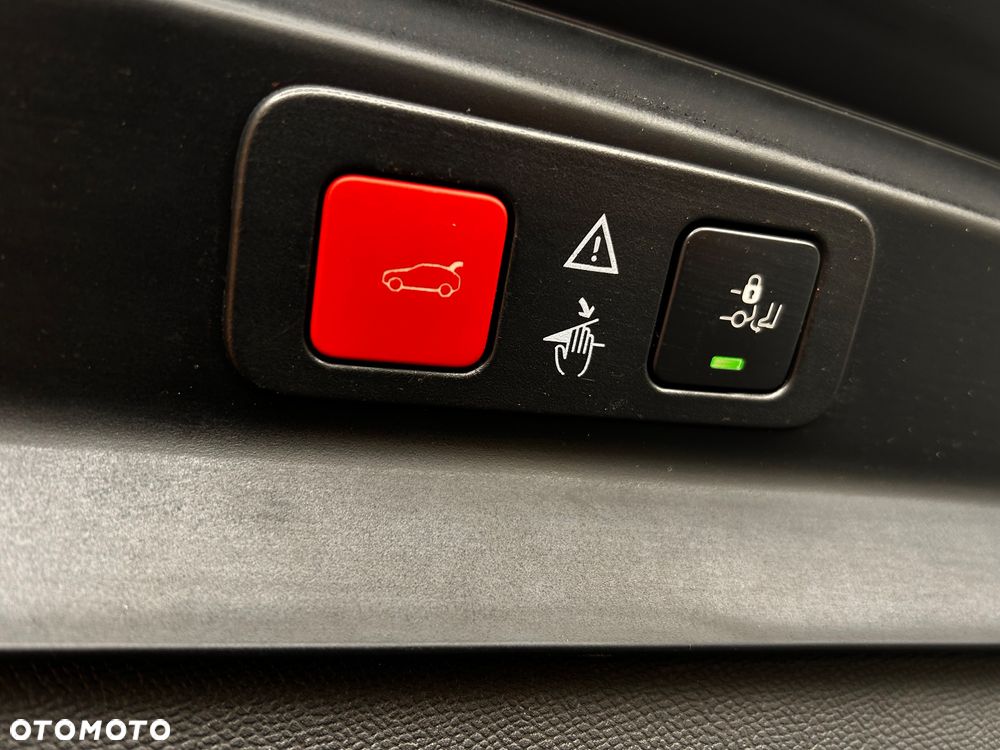 Peugeot 5008 1.5 BlueHDi Allure Pack S&S EAT8 - 33