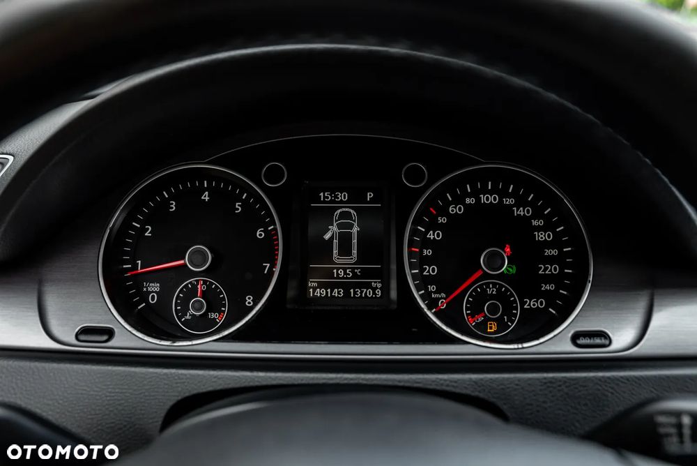 Volkswagen Passat Variant 1.8 TSI DSG Comfortline - 31