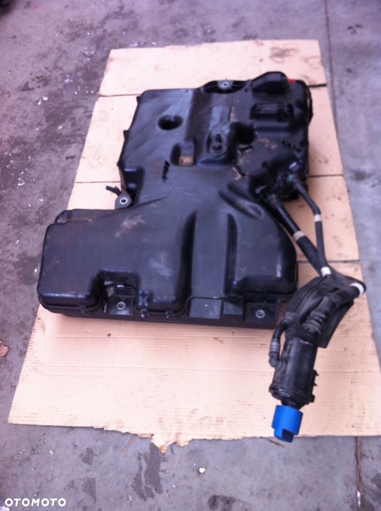 VW CRAFTER 2.0TDI ZBIORNIK ADBLUE