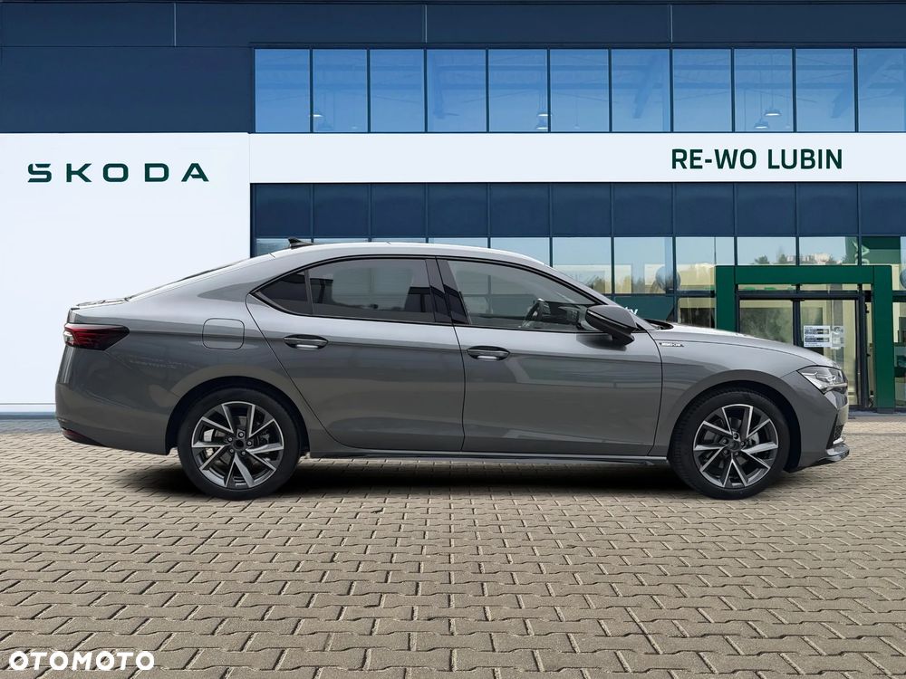 Skoda Superb 1.5 TSI Sportline DSG - 6