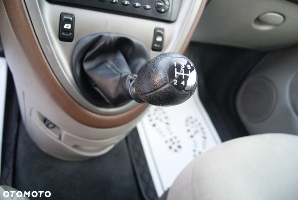 Citroën Xsara Picasso 1.8i Confort - 27