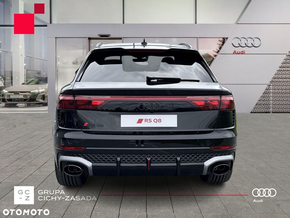 Audi RS Q8 - 4