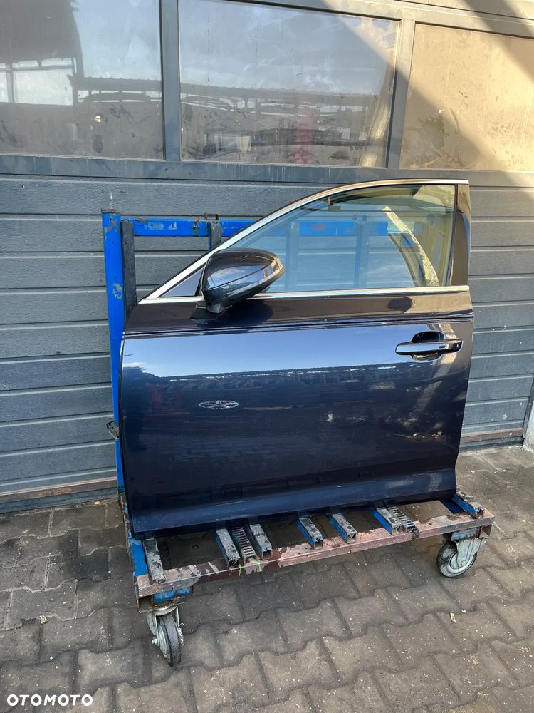DRZWI AUDI A4 B9 LEWY PRZÓD LX5R W KOLOR ** - 2