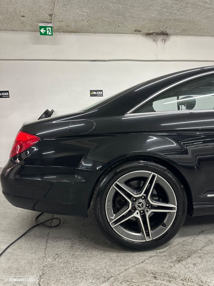 Mercedes-Benz CL 500 4-Matic BlueEfficiency - 11