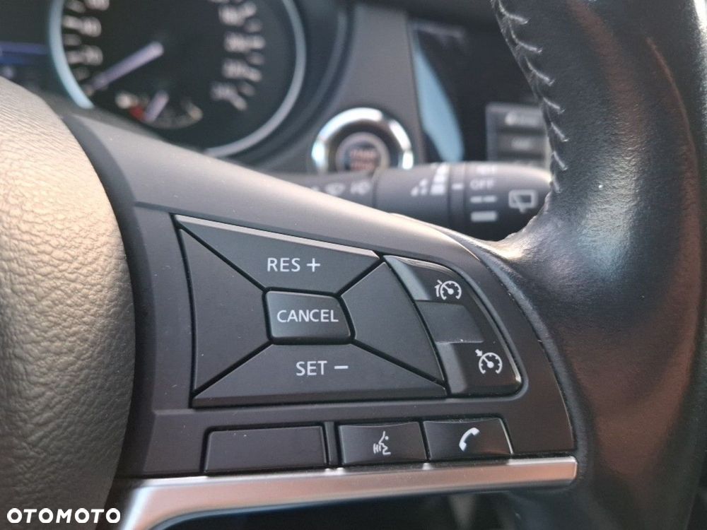 Nissan Qashqai 1.3 DIG-T Tekna+ - 26