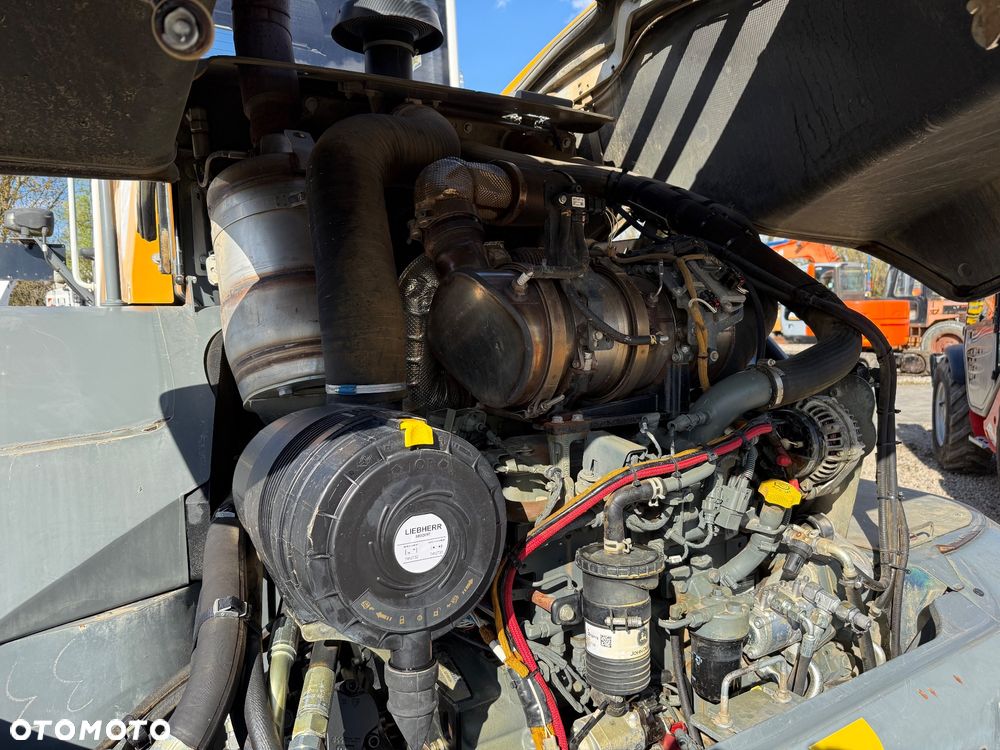 Liebherr L526 - 19