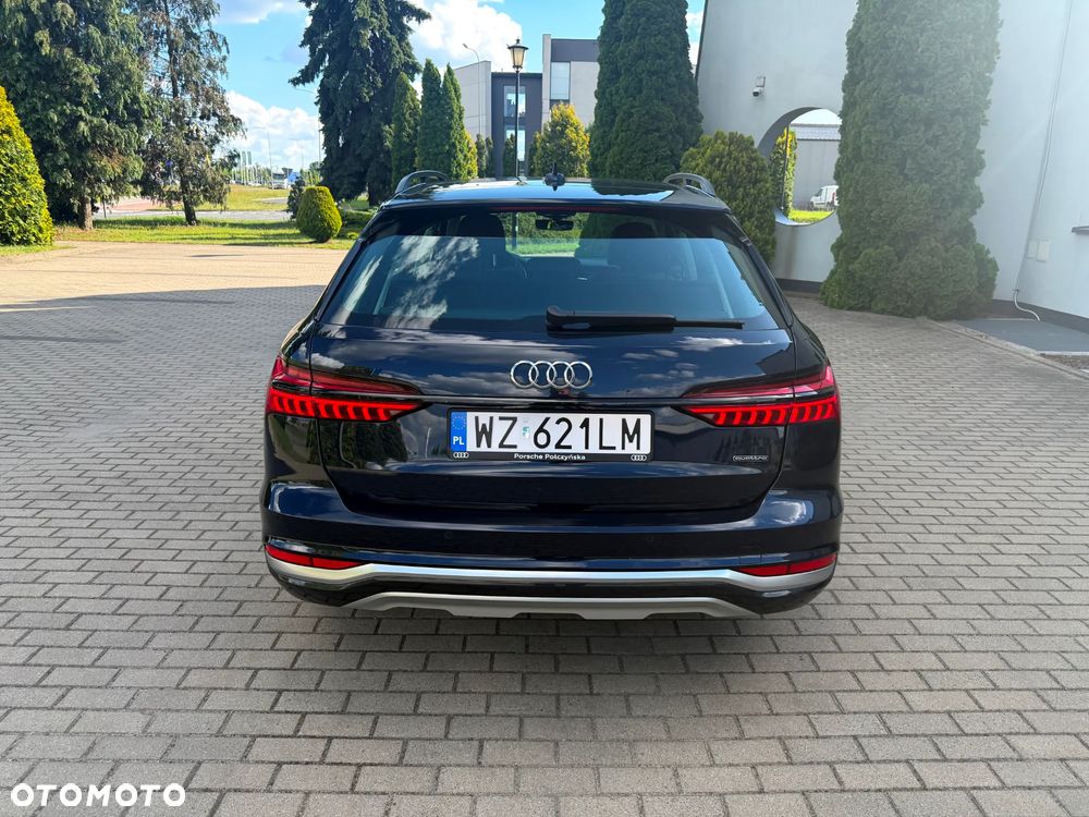 Audi A6 Allroad - 12