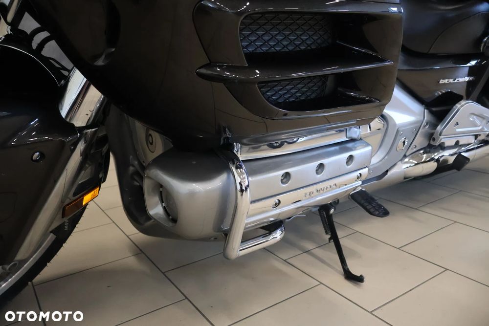 Honda GL - 35