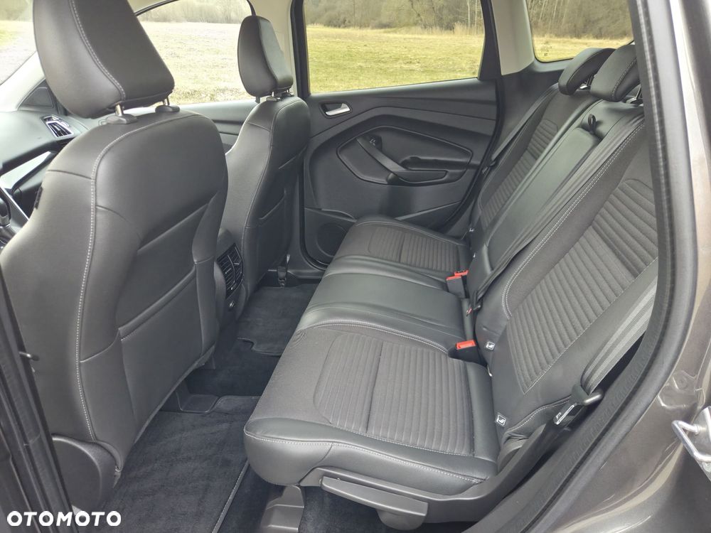Ford Kuga 1.5 TDCi 2x4 Cool & Connect - 15