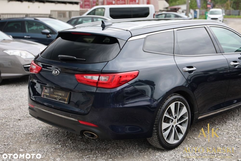 Kia Optima - 12