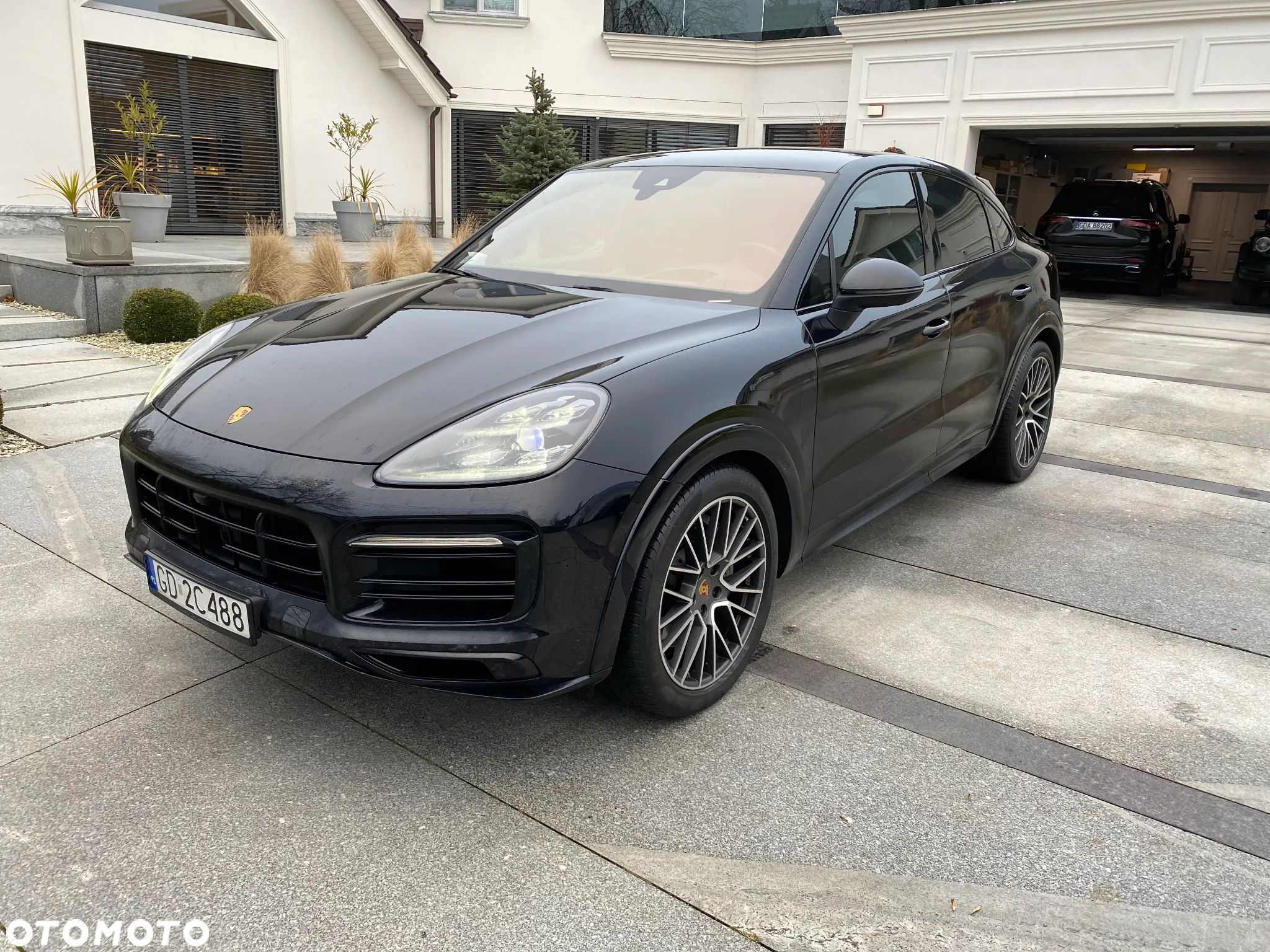 Porsche Cayenne Coupe S - 1