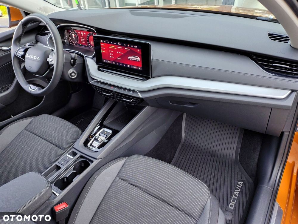 Skoda Octavia 1.5 TSI mHEV Selection DSG - 13