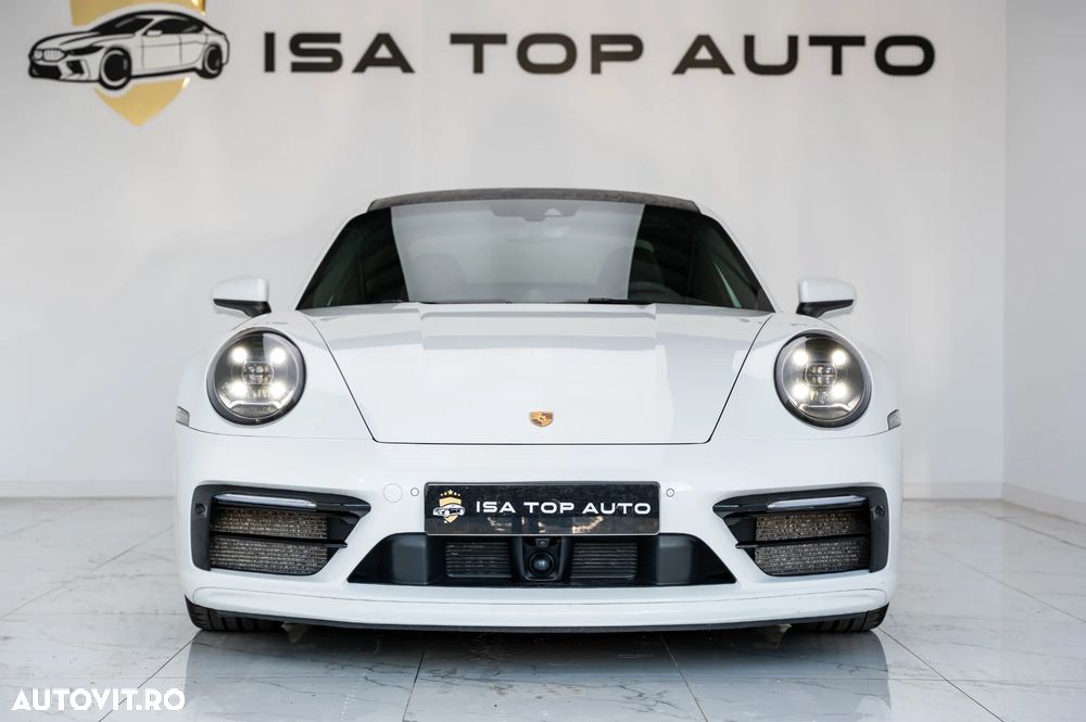 Porsche 911 2024 photo 2