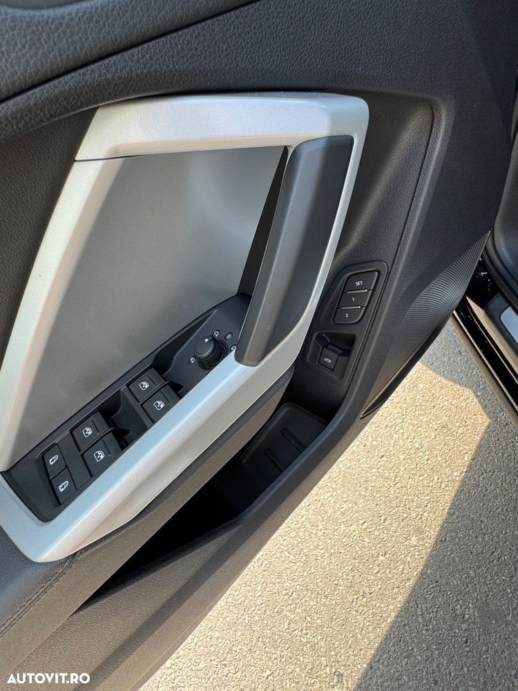 Audi Q3 2.0 35 TDI S tronic quattro Advanced - 17