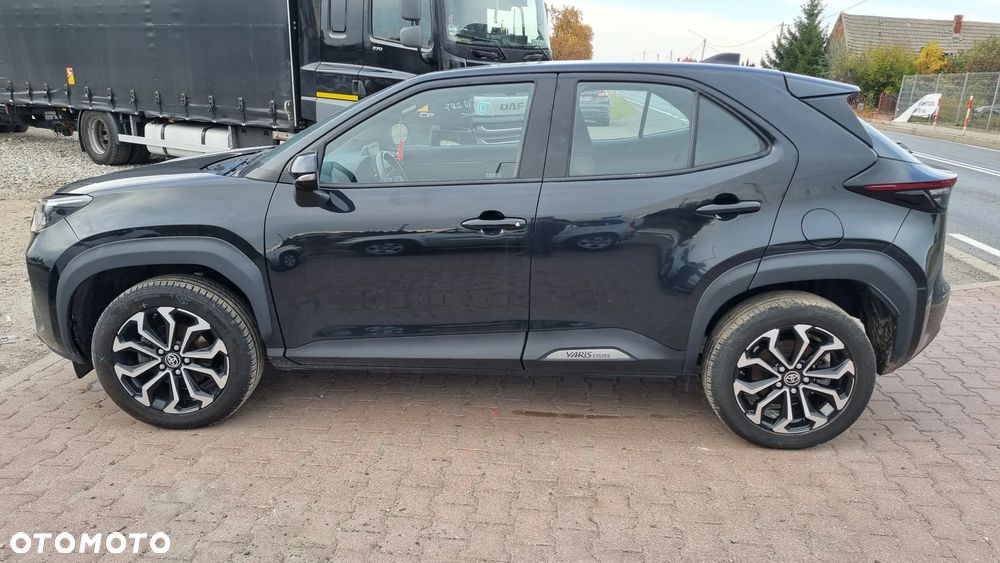 Toyota Yaris Cross Hybrid 1.5 Executive 4x4 - 12