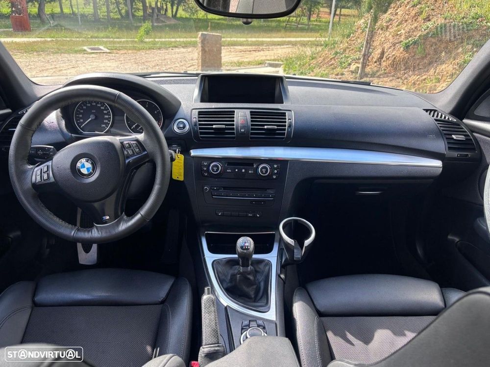 BMW 118 d Pack M - 9