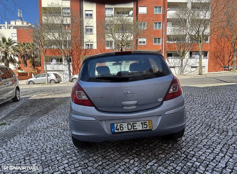 Opel Corsa 1.2 Cosmo - 2