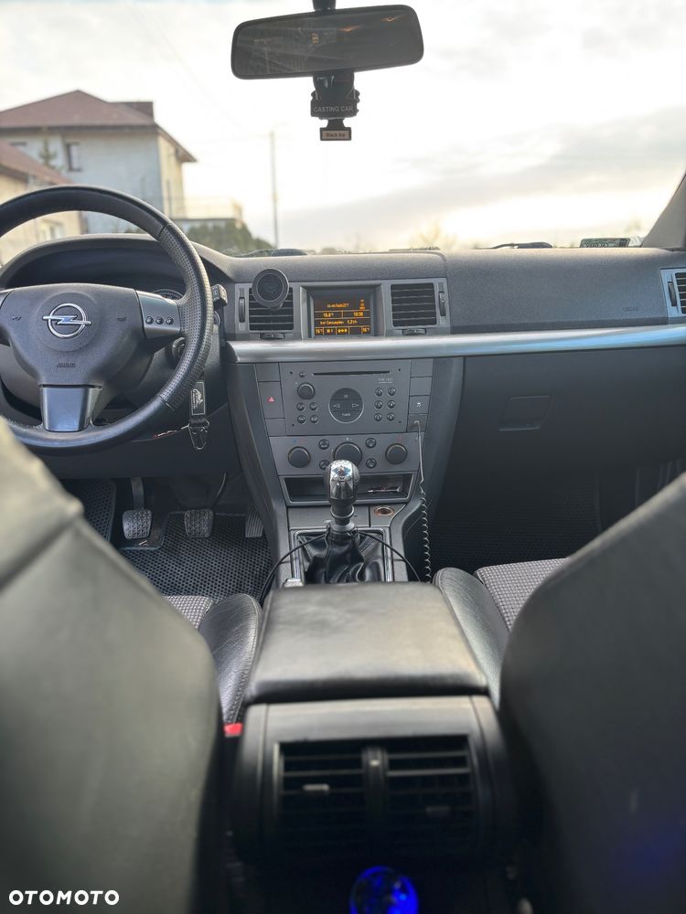 Opel Vectra 1.8 - 15