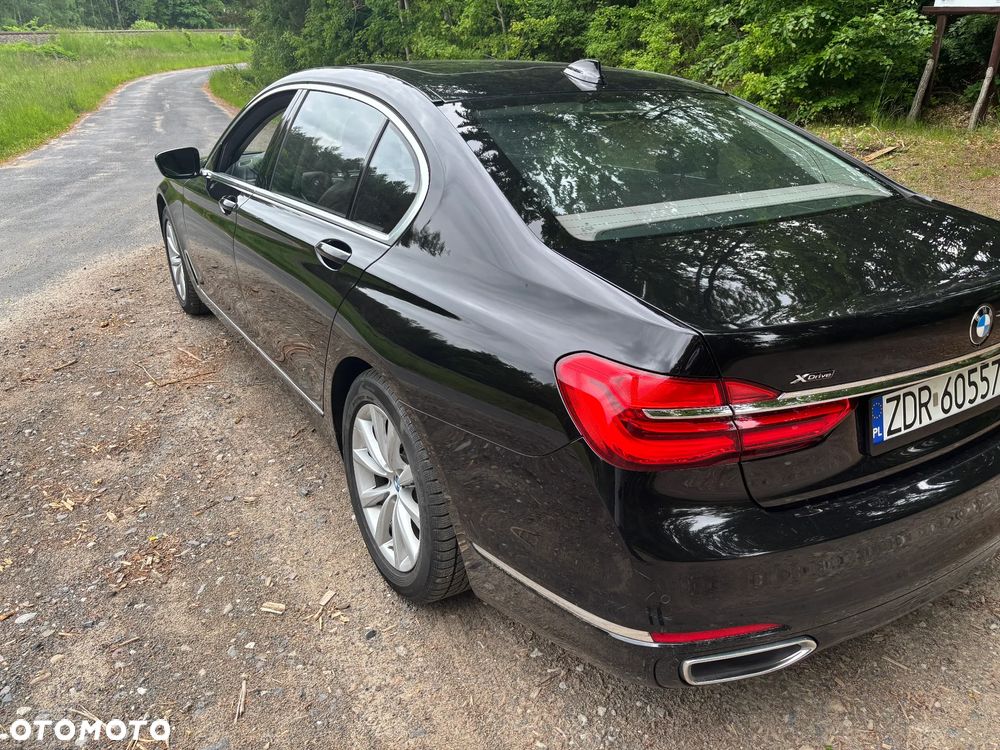 BMW Seria 7 740Li xDrive - 4