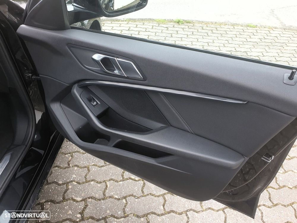 BMW 116 d Aut. Sport Line - 31