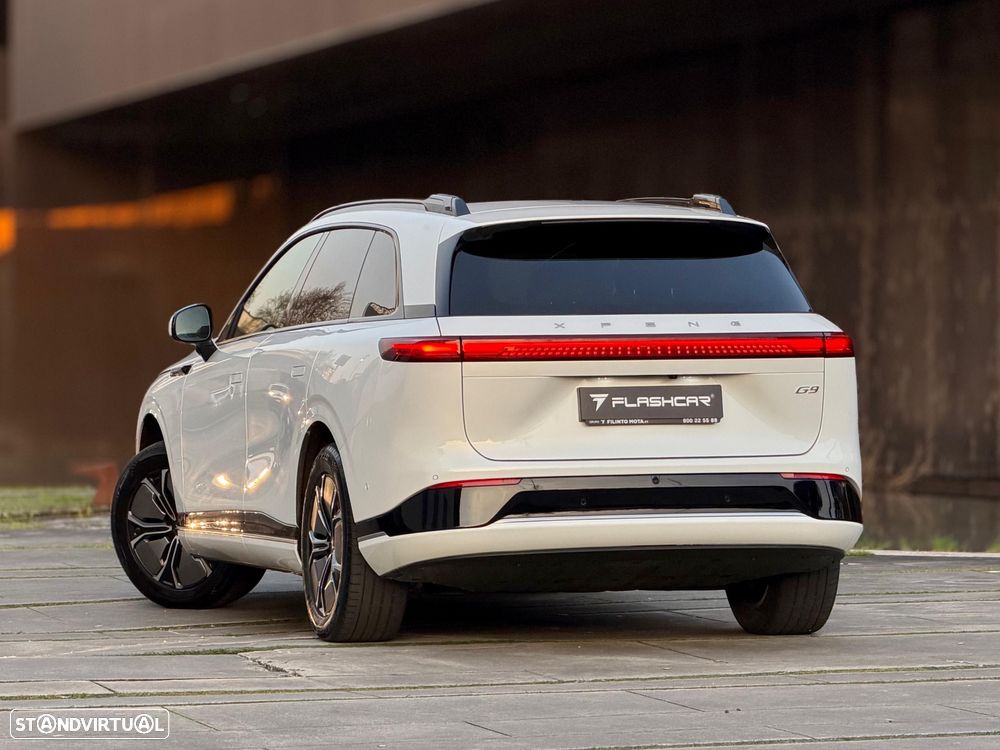Xpeng G9 98 kWh Long Range - 10