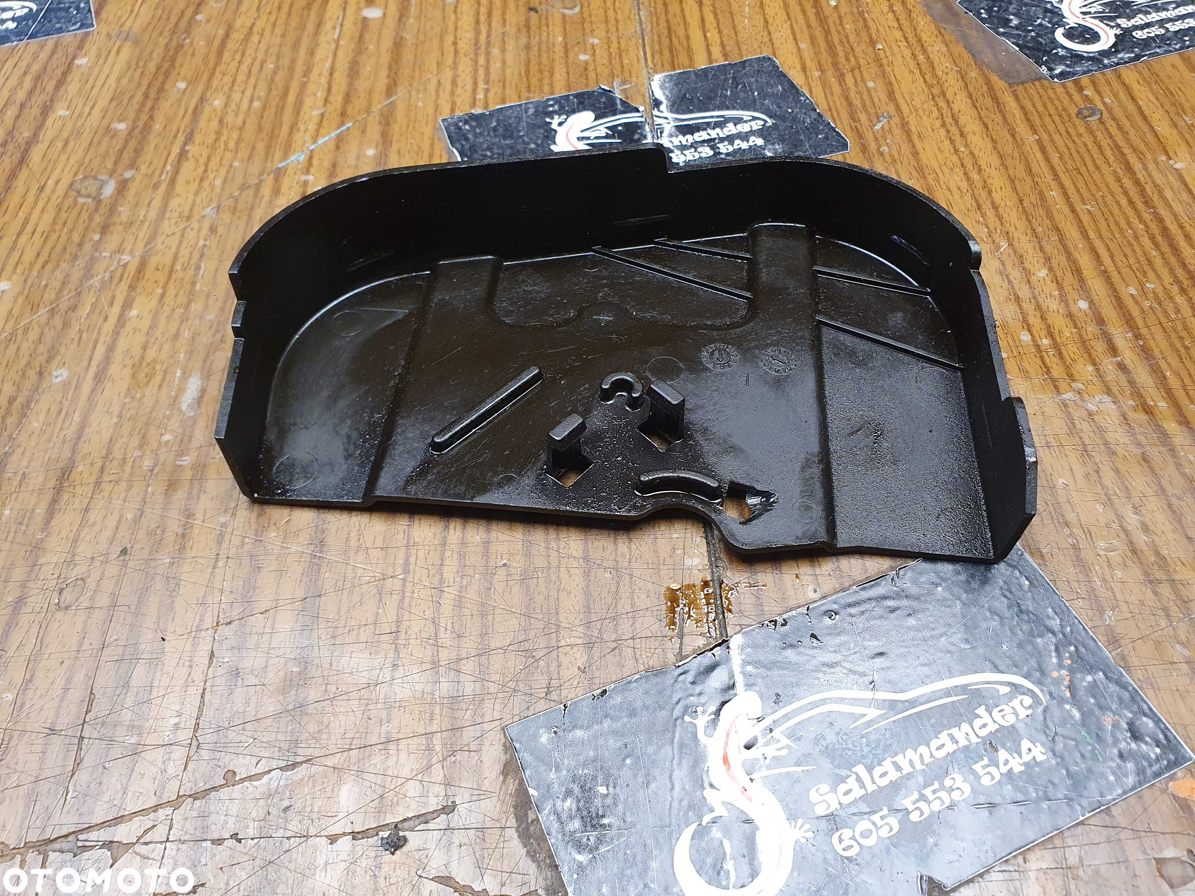 Obudowa 06B103340 Osłona Rozrzadu Łańcucha Pompy Oleju 2.0 20V ALT FSI Audi A4 B6 B7 A6 VW - 10