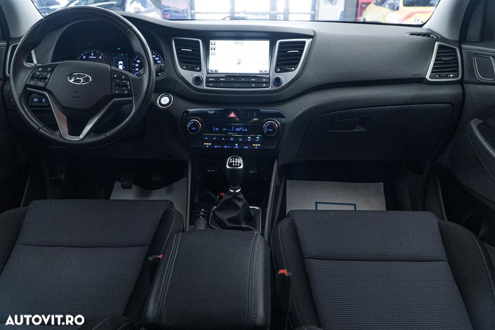 Hyundai Tucson blue 1.7 CRDi 2WD Advantage - 30