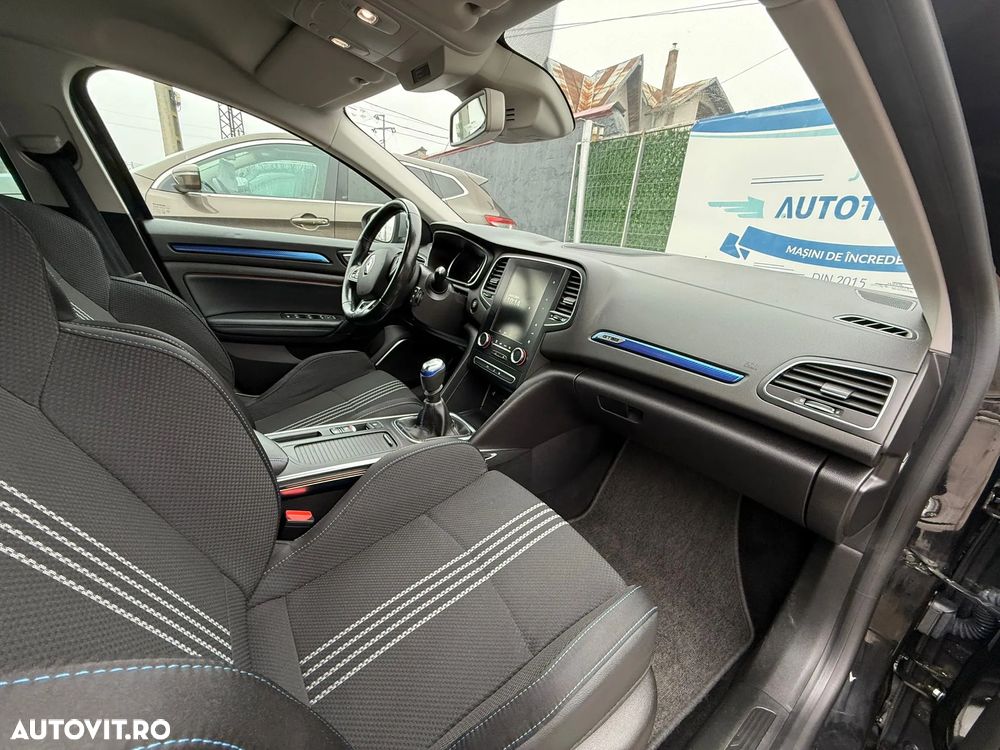 Renault Megane BLUE dCi Zen - 16